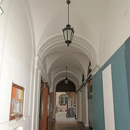 Szent Istvan Red